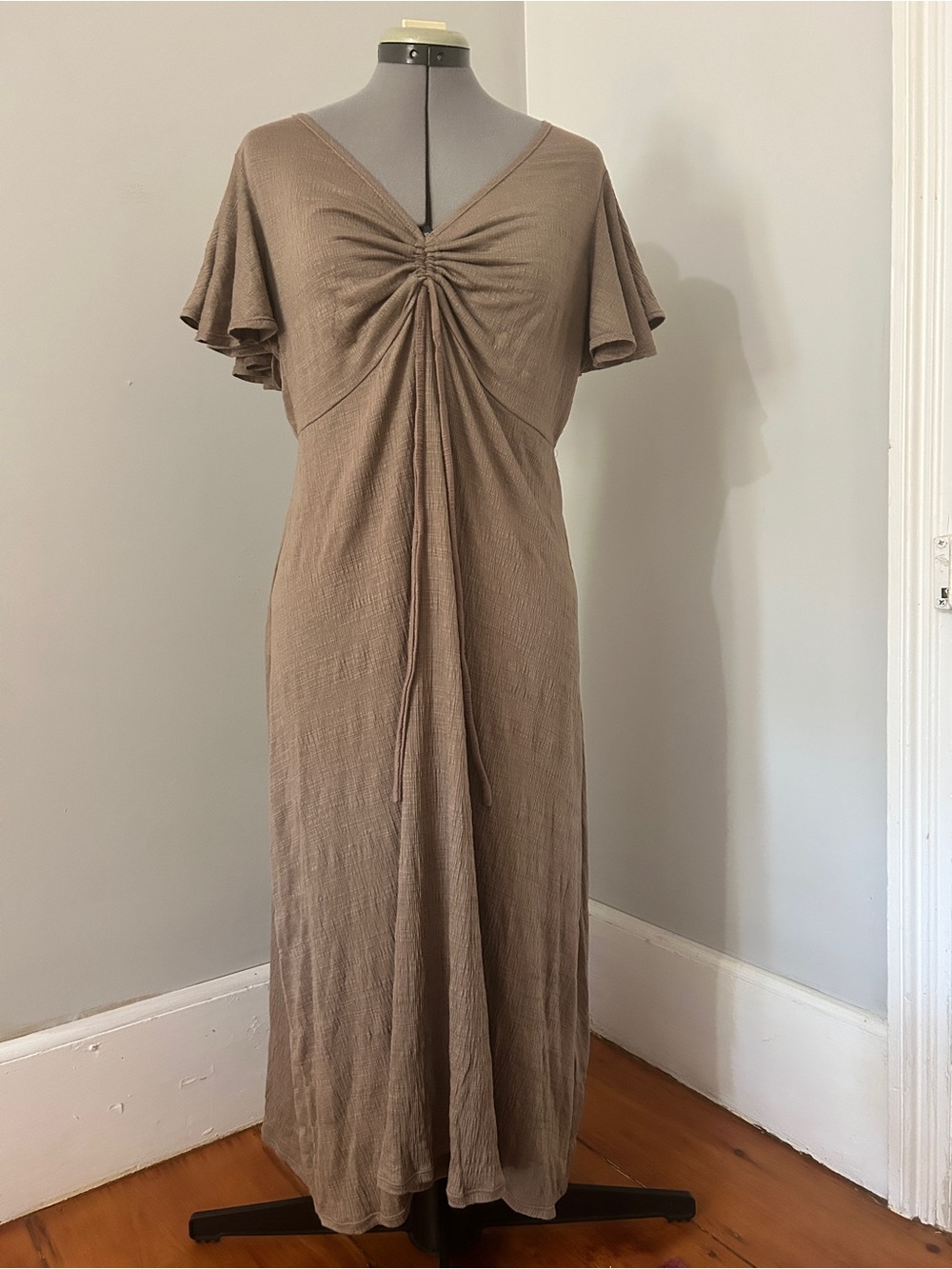 Max Studio stretchy V-Neck Maxi Dress in Taupe NWT